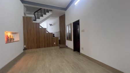 Nhà Kiệt Cô Giang, Chân cầu Rồng, Quận Hải Châu, Đà Nẵng, 3 tầng mới,Chỉ 3tỷ190