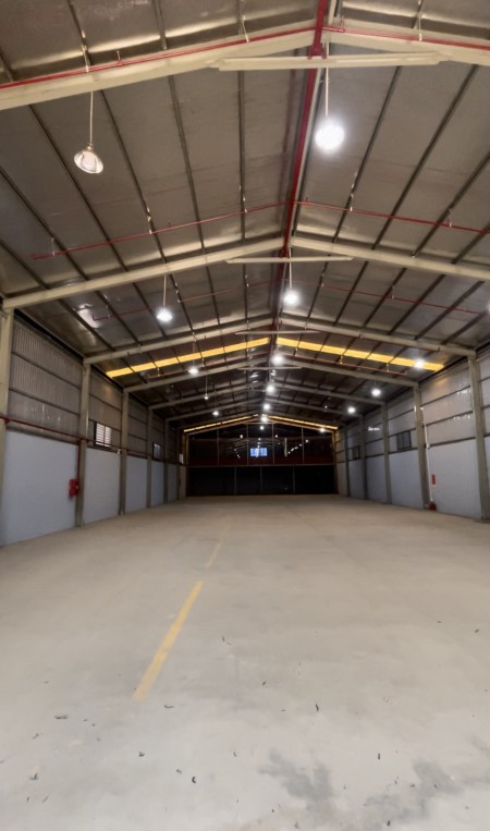Cho thuê kho xưởng 1000m2 gần khu công nghệ cao, P. Phú Hữu, Quận 9