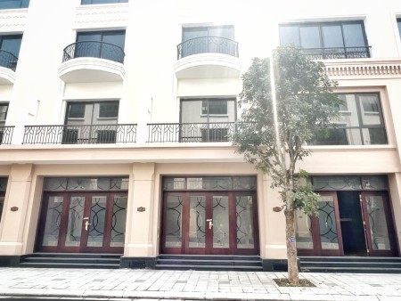 Đi đến slide 8