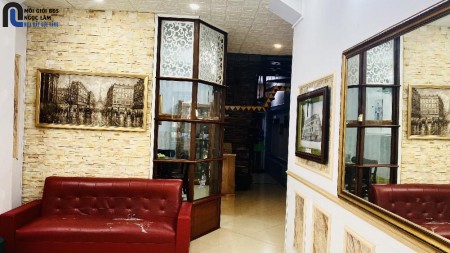Nhà đẹp Thái Thịnh, ba bước ra phố, diện tích 43m2, nhỉnh 6 tỷ