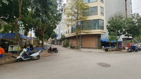 Dương Nội, Hà Đông - Căn nhà có vị trí siêu đẹp, trước cửa trường mầm non – Bên cạnh Công an phường