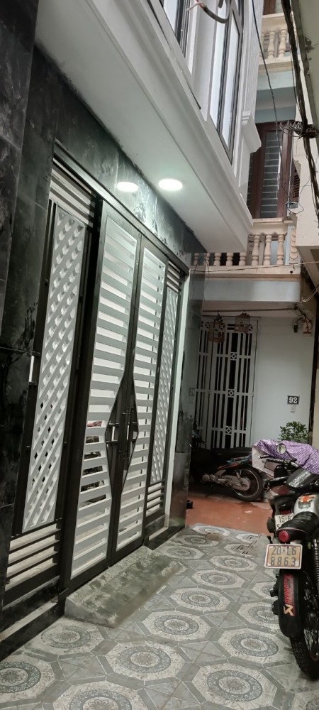 Bán nhà Trần Quốc Vượng, diện tích 52,5M2X5 tầng, thang máy giá 10,65 tỷ