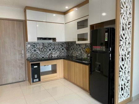 Chính chủ cần bán căn hộ 2N1WC, tầng trung, full nội thất đẹp mới, Vinhome Ocean Park