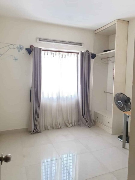 Cần cho thuê gấp căn hộ Orient Quận 4, diện tích: 98m2, 3PN, 2WC, Giá: 12 tr/th