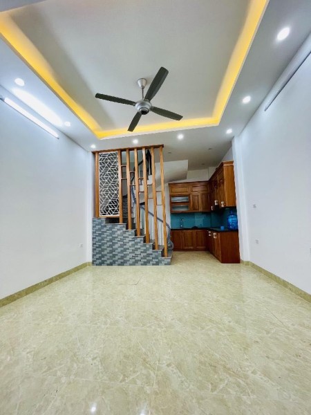 Bán nhà Mỹ Đình, Nam Từ Liêm thiết kế 5 tầng, 30m, mặt tiền 4.6m giá 5.6 tỷ