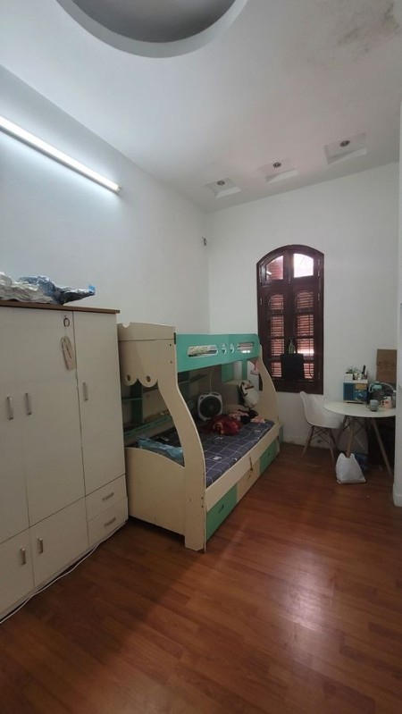 Bán nhà phố chùa Bộc Đống Đa ô tô tránh 51M2*4 tầng chỉ 9 tỷ