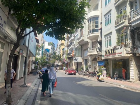 Bán nhà Phố Phó Đức Chính, 60m² MT, lô góc, chỉ 18.4 tỷ