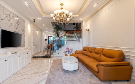 Bán nhà mặt tiền 3tầng Hoà Mỹ 3, Liên Chiểu, đường 7.5m. Chỉ 3. 8tỷ