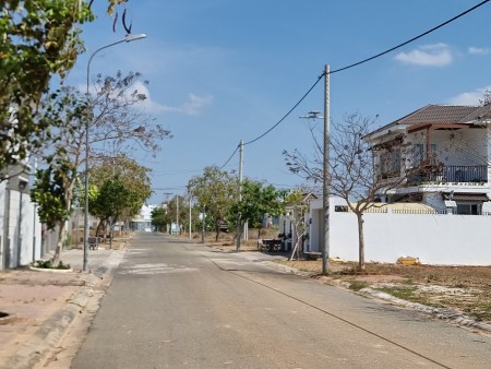 Bán lô đất biệt thự góc 2 mặt tiền khu dân cư Lan Anh 1, TP Bà Rịa