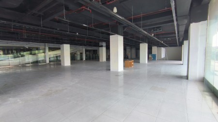 Cho thuê sàn văn phòng diện tích từ 300m, 600m, 2000m.. tại chân đế CC quận Đống Đa. LH/0866683628
