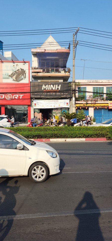 Cho thuê nhà mặt tiền: Số 400 Đường Đại Lộ Bình Dương, P. Phú Lợi, Thành phố Thủ Dầu Một, Bình Dương