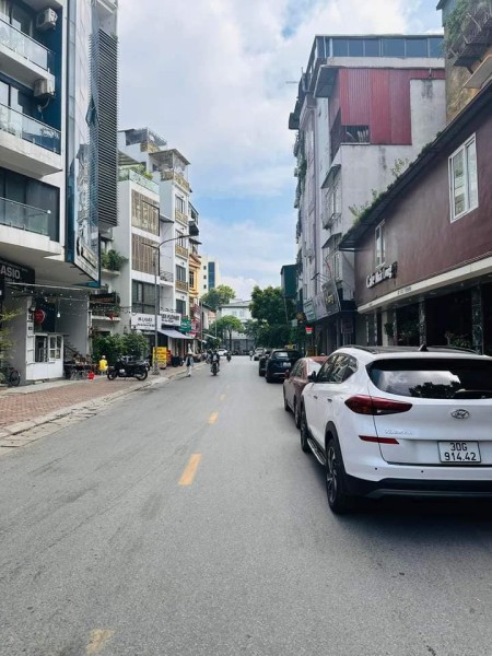 Đi đến slide 8