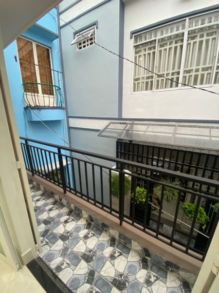 Đi đến slide 8