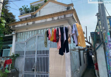 Bán dãy 5 phòng trọ đang cho thuê 10 triệu/ tháng, diện tích 150m2.