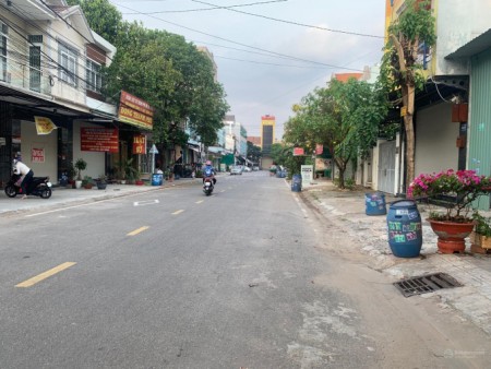 Chính chủ cần bán mảnh đất 129m2 (6x21.5m) sát quốc lộ 13, dân cư đông, gần chợ, trường học