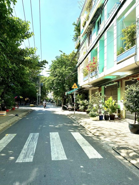 Đi đến slide 4