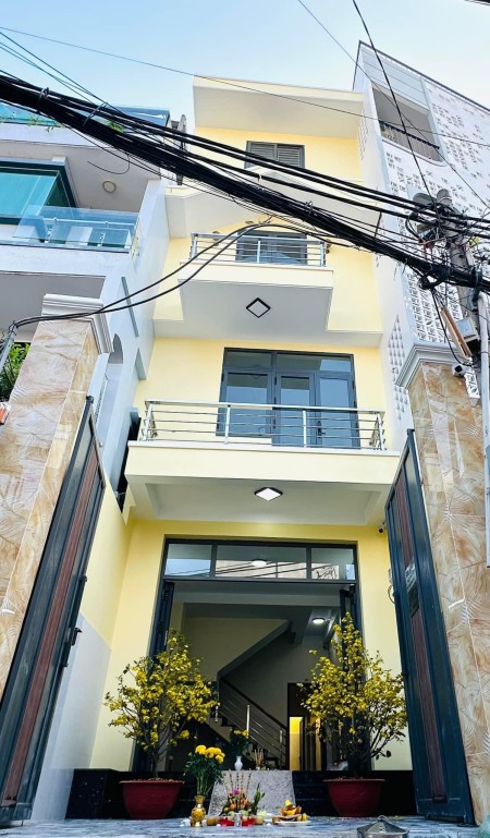 Bán nhà Trân Xuân Soạn quận 7 - Sổ hoàn công đầy đủ