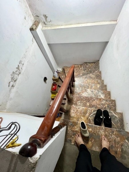 Bán nhà Tứ Liên, 2 mặt thoáng, dân xây, 63m2, 6,8 tỷ