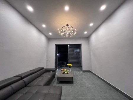 Có 4.799 tỷ mua được nhà TCH 10, Q12, 4X29M, SHR, 2 tầng, khu đồng bộ an ninh
