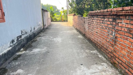 Chính chủ cần bán đất ở Tân Xã, DT 70m². Đất rất đẹp ngang 6m. Sâu 23m.