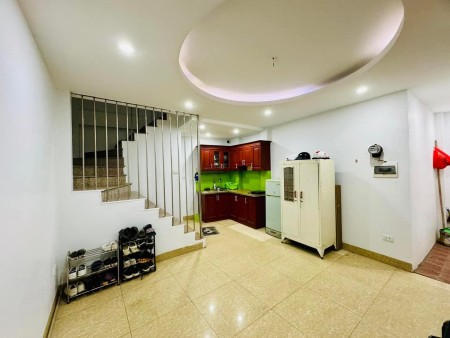 Trương Định - Nhà đẹp dân xây, full nội thất ở ngay. Cách mặt phố chỉ 15m