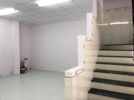 Hot hòn họt mặt tiền kinh doanh đỉnh quận 12
