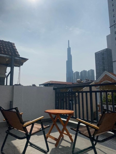 Chính chủ cho thuê phòng trọ có cửa số view Lanmarrk 81