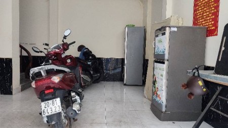Cần bán nhà Yên Xá, Thanh Trì 38m2, 7 tầng, 5.6 tỷ.