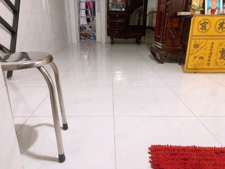 Gần trường Đại học Ngân hàng - Diện tích 43M2, 2 tầng, giá 2.4 tỷ