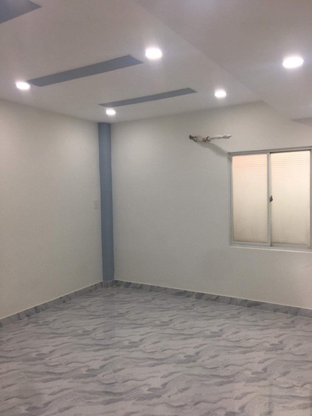 Cho thuê nhà thông Vườn lài Tân Phú 4 x 10, 1 lầu chỉ 8 triệu thương lượng