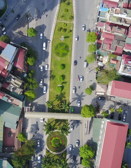 Cần bán nhà mặt tiền đường Nguyễn Chí Thanh đối diện bệnh viện Chợ Rẫy