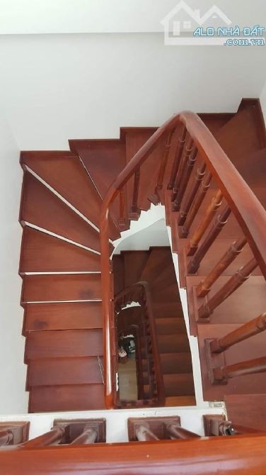 Bán nhà phố Trần Quý Cáp, ô tô tránh, ngõ kinh doanh, 2 thoáng, MT rộng, 50Mx5T, chỉ 12 tỷ