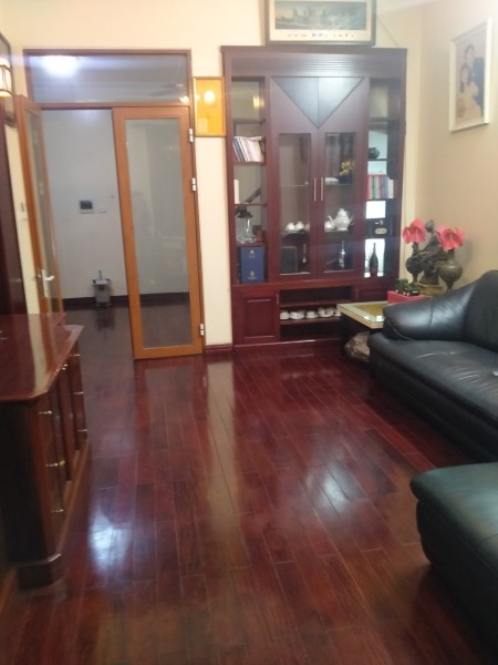 Bán gấp nhà MP Giáp Bát, gara ôtô, kinh doanh, 130m2 x 4T, mặt tiền 8m giá 27 tỷ .