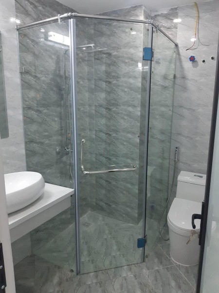 Cán bán gấp nhà 35M2 hơn 7 tỷ gàn Trung Kính, Cầu Giấy