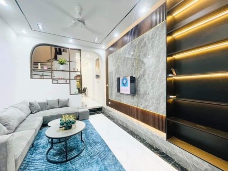 Trung tâm Hào Nam, Đống Đa 44m2 x 4 Tang, mặt tiền 6m.Gía hot 8.6 tỷ cực hiếm