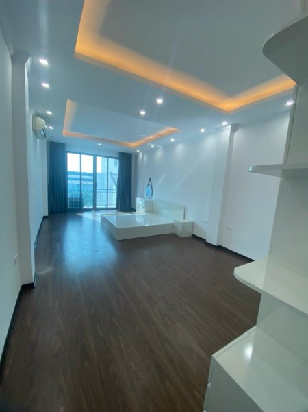 Trung Tâm Hà Đông, nhà đẹp ở luôn, thang máy, ô tô, diện tích 40m2, 5 tầng ,4.85 tỷ