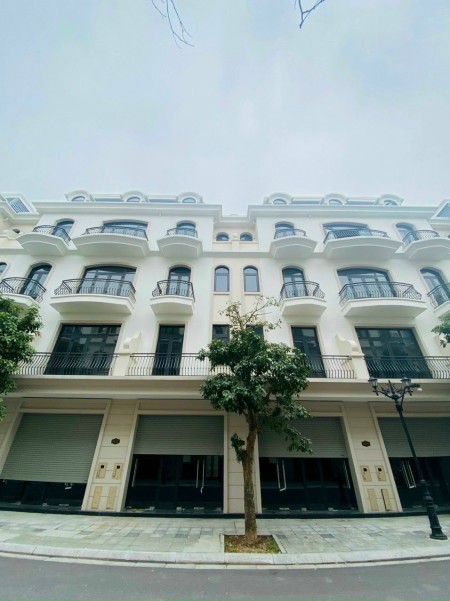 Còn duy nhất căn LK xây 5 tầng mặt tiền 5m chỉ cần 2.5 tỷ. Tặng ngay 1 cây vàng cho KH chốt căn!