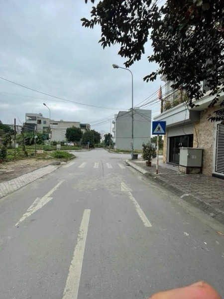 Bán 300M đất ở phường Dân Chủ thành phố Hòa Bình