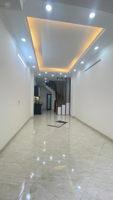 Siêu phẩm Kim Mã 30M2× 5 tầng chỉ hơn 5 tỷ - Gần phố cách ô tô 30M