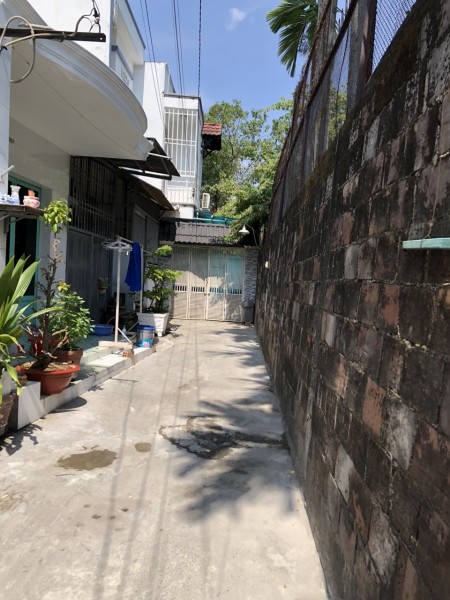 Bán nhà Phạm Hữu Lầu, diện tích 59.5m2, 1 trệt 2 lầu, hẻm 4m, giá 3,580 tỷ LH 0982621021