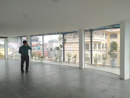 Văn phòng chuyên nghiệp, view đẹp tại Xuân Phong Building Vạn Phúc, Ba Đình 10$/m2