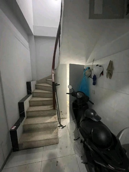 Bán nhà Ngõ Tiến Bộ, yên tĩnh, dân trí văn hóa cao, 24m2, 3,5 tỷ