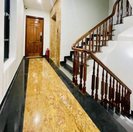 Tòa căn hộ dịch vụ cao cấp, 8 tầng, với 15 căn hộ.