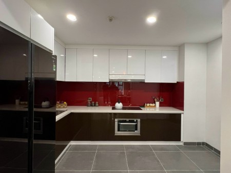 Cần bán căn 3 phòng ngủ độc quyền, vị trí đẹp, giá hot, pháp lý đủ.
