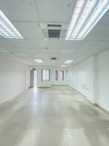 Cho thuê văn phòng 45m2 tại Lê trung Nghĩa, Tân Bình