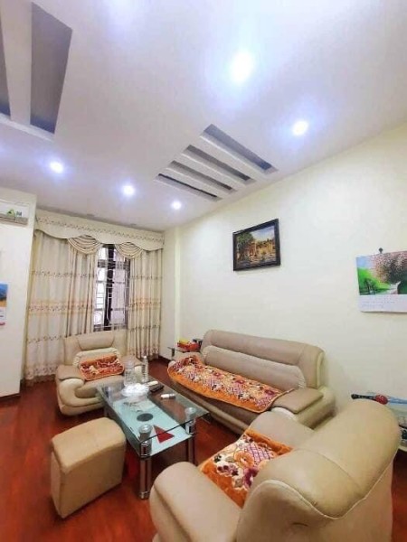 Bán nhà Nguyễn An Ninh, 2 thoáng trước sau, dân xây, gần phố.