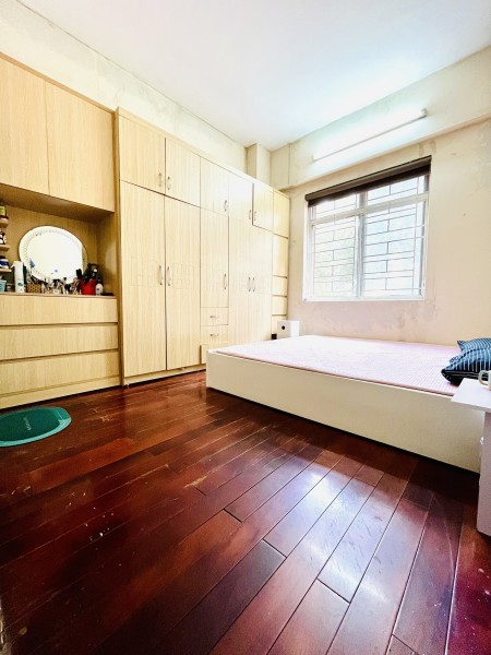 Căn 2N chung cư Ellipse Tower, đường Trần Phú, Hà Đông - 3.6 tỷ. Diện tích 94m2
