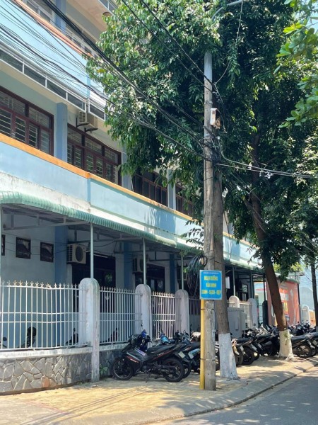 Nhà mặt tiền kinh doanh quán cà phê, trà sữa siêu đỉnh, chỉ nhỉnh 4tỷ