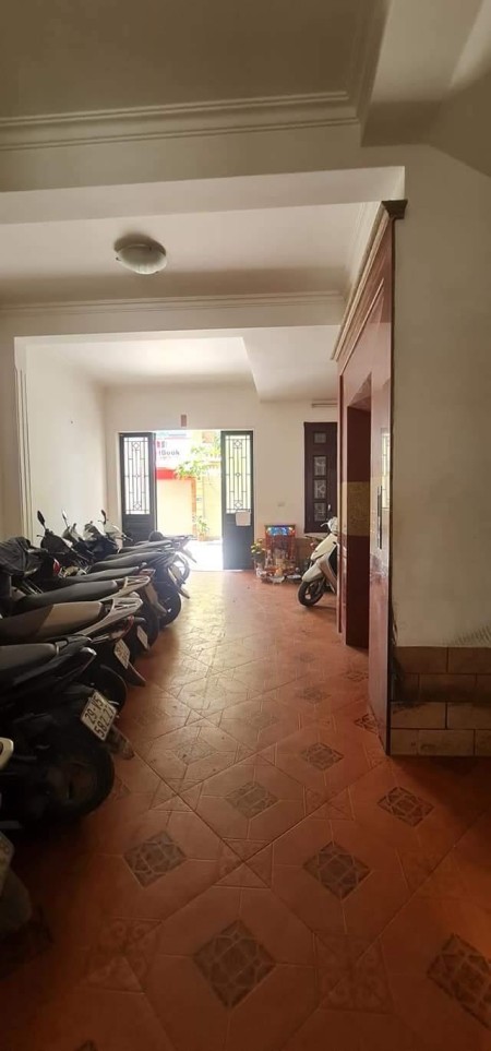 Cần bán nhà mặt phố Thụy Khê Tây Hồ 62M2. MT 6,2M hiếm có giá 19 tỷ