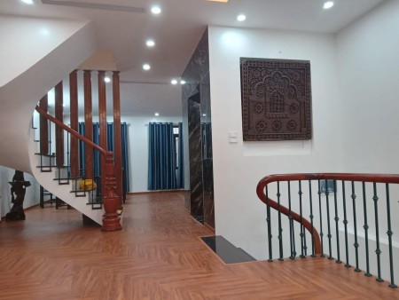 Bán nhà Đào Tấn Cống Vị Ba Đình 70M 7T MT6 thang máy kinh doanh văn phòng 19.2 tỷ
